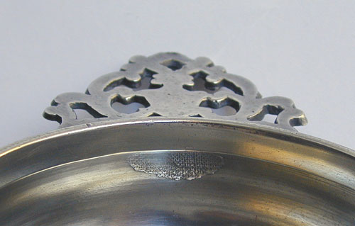 A Small Flower Handled Pewter Porringer Attributed to Wm Billings