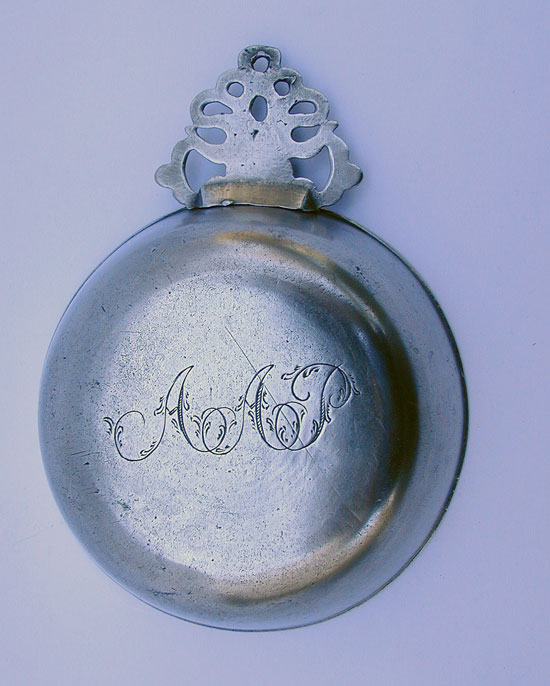 An Unmarked Pewter Basin Bowl Porringer with 