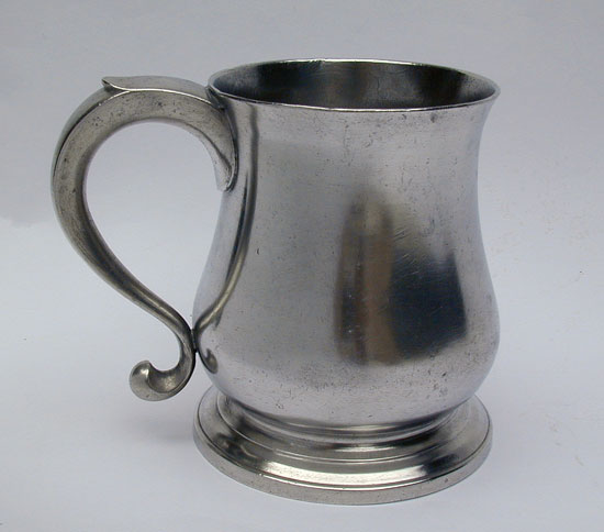 A Squat Tulip Export Pewter Mug by Townsend & Compton