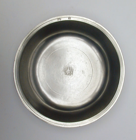 An Eagle Marked Nathaniel Austin Pewter Basin