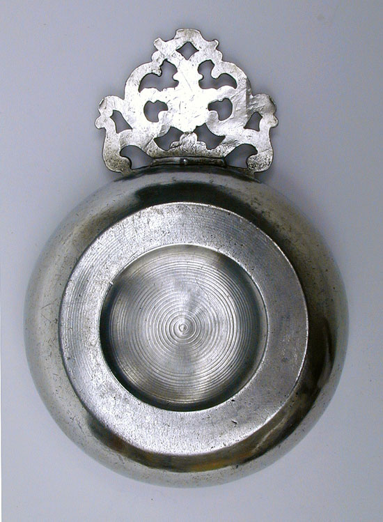 An Unmarked Antique American Small Porringer Attributed to William Billings