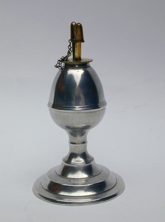 An Unmarked American Pewter 