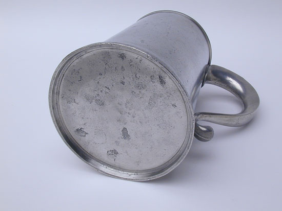 A Quart Pewter Export Mug by Robert Bush & Co