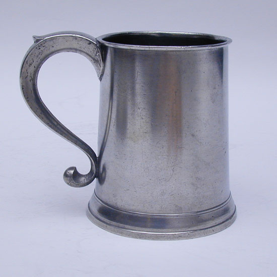 Fine English Export Pint Taper-Sided Mug by R. Bush & Co