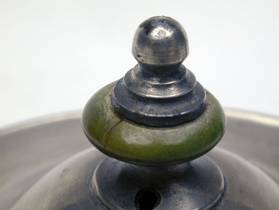 A Drum Shaped Export Pewter Teapot by Edgar Curtis & Co.﻿