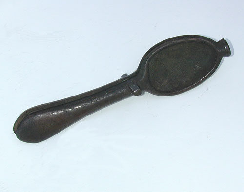 A Dog Nose Handle Spoon Mold