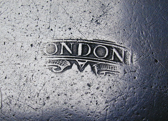 A Boston "LONDON" marked plate