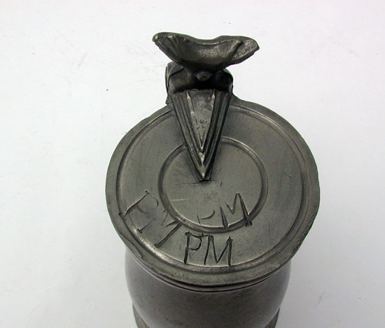 A Pewter Export Gill Bud Baluster Measure