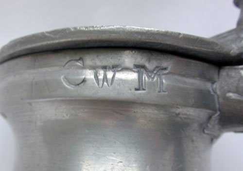 A Pewter Export Gill Bud Baluster Measure