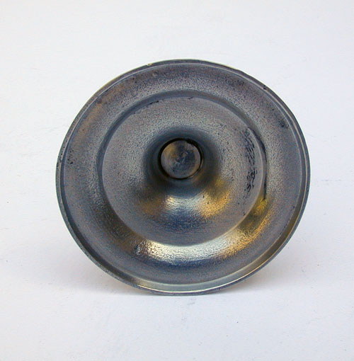A Cylindrical Font Whale Oil Sparking Lamp