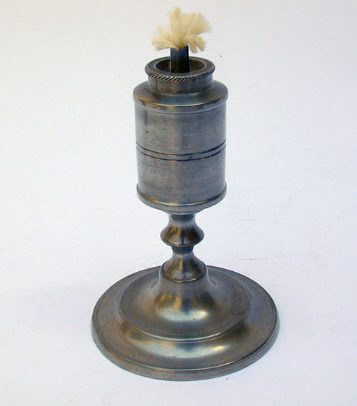 A Cylindrical Font Whale Oil Sparking Lamp