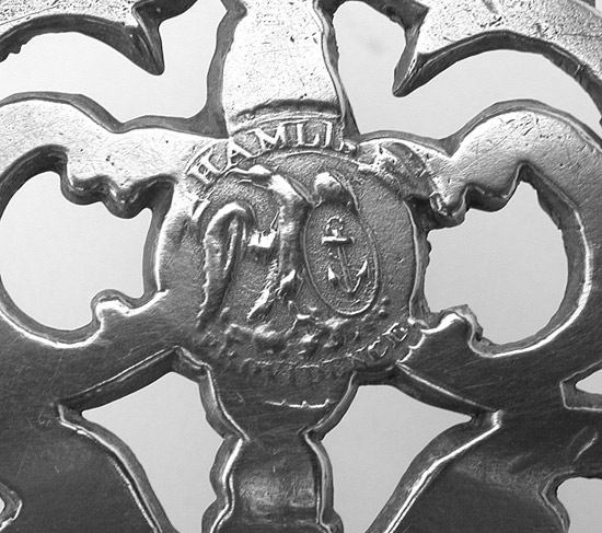 Flower Handle Hamlin Porringer