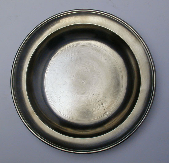 A Near Mint Thomas Danforth III Pewter Deep Dish